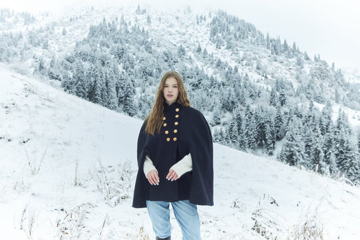 Collection de capes femme : manteaux cape pour toutes les saisons