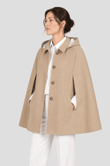 Manteau Cape beige C32 en coton pour femme par Coulange 1918 — confection artisanale française — détail